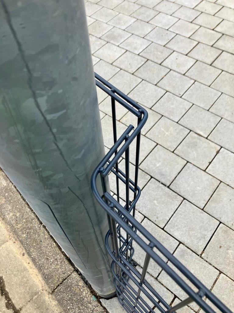 Fertig montierter Doppelstabmattenzaun in Gaggenau